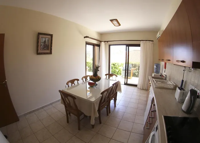 Eve Veriko Villa Pissouri